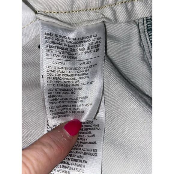 Blue Levi Strauss shorts Original Riveted, button up Y2K vintage  SZ 38 waist - Picture 6 of 10